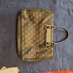 Guess Los Angeles Black Bag -Est, 1981