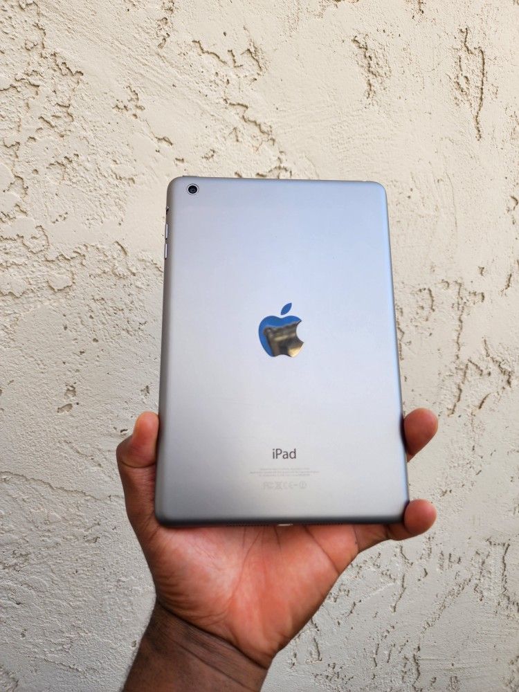 Black Friday Deal Apple iPad mini 1st Gen. Wi-Fi, 7.9in Great Condition