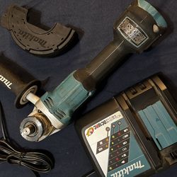 Makita 18v Lithium Ion Cordless Brushless 4 - 1/2  Angle Grinder With A Charger