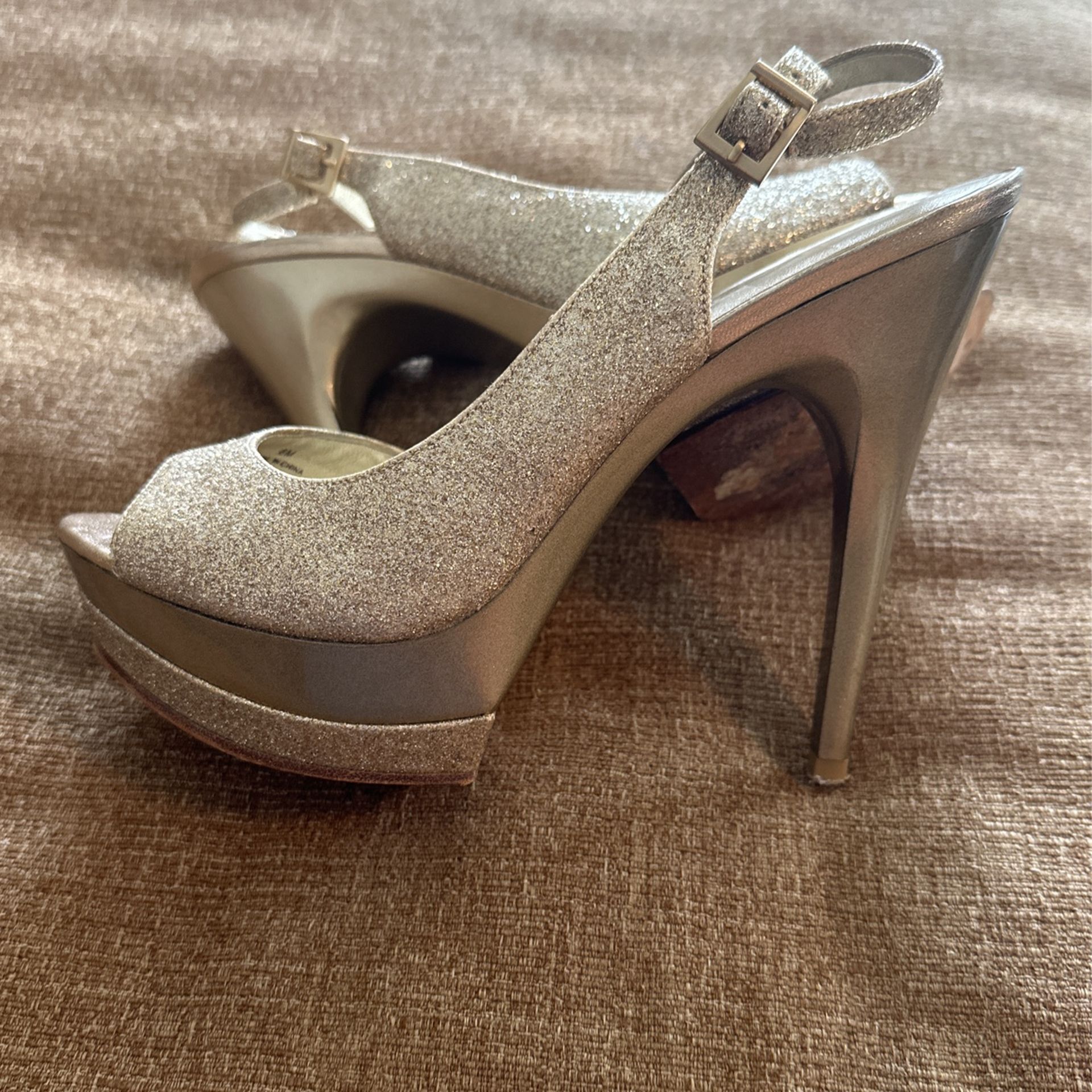 Pelle Moda Gold Platform  HIGH Heels