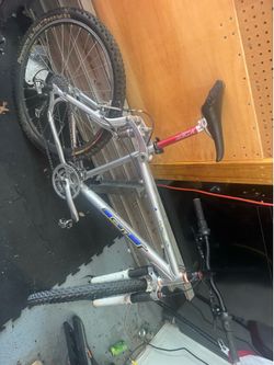 🚴‍♂️ GT LST-2 Full Suspension Mountain Bike (Mid-90s Retro) 🚴‍♂️