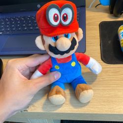 Super Mario with Removable Red Cappy Hat (Odyssey Style) Plush 7.5’’