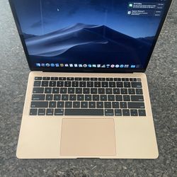 2019/2020 Macbook Air 13 inch 1.6ghz i5 8GB 128GB Like New 