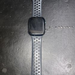 Apple Watch Series 7 