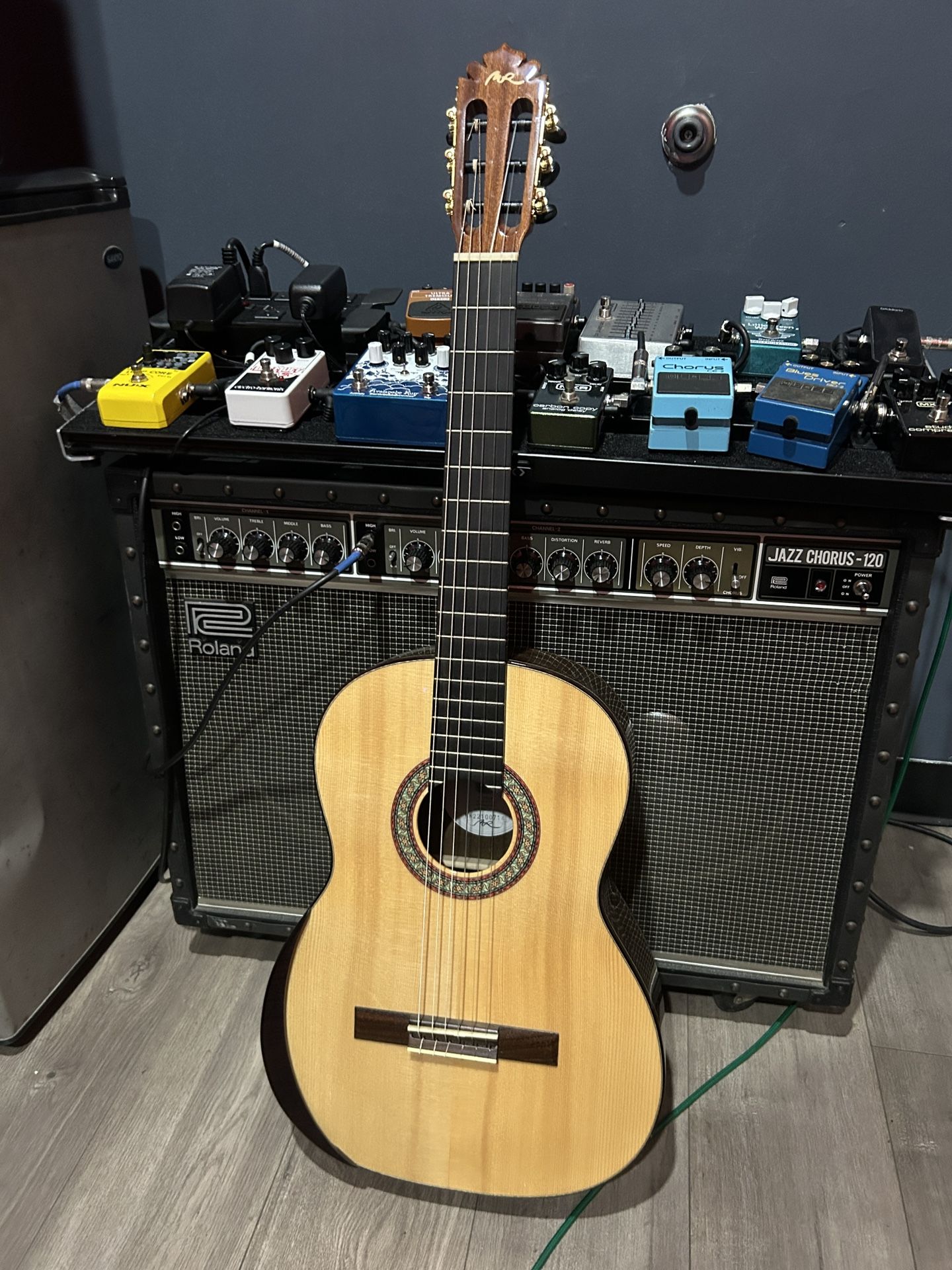 Manuel Rodriguez Superior B-S 4/4 Classical Guitar