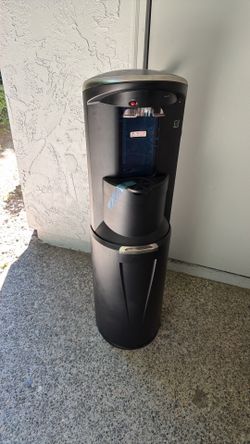 Hot & Cold Water Cooler Dispenser - Like New