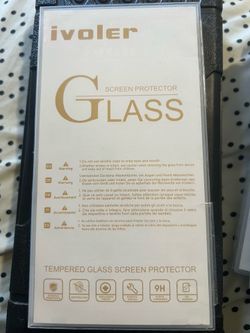 3D tempered glass camera lens protector for an iPhone 17 series smartphone (4 pack)