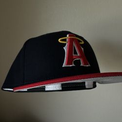 Angels Hat (7 5/8)