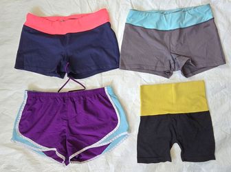 Womens workout activewear sports shorts fits medium large bottoms excercise clothes clothing