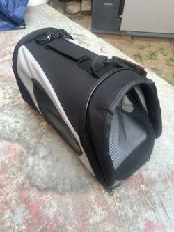 Small pet carrier