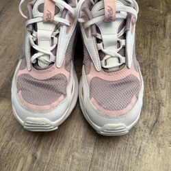 Nike air Max Shoes 6.5y