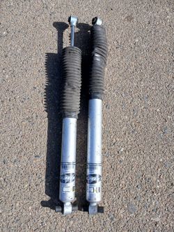 Jeep JL Shocks Rubicon Express Lift Front