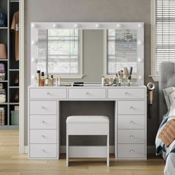 2 Brand New Vanities One Bigger, One Smaller