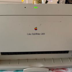 Macintosh Performa 640CD