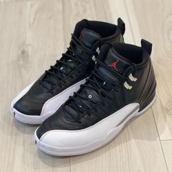 Jordan 12 Playoffs 2022 - Size 11.5