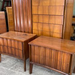 Gorgeous Gentleman’s Higth Chest Whit Two Nigth Stand