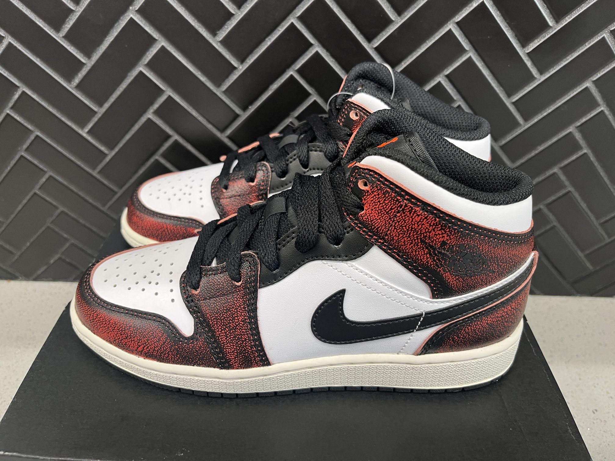 Jordan 1 Wear Away (GS)