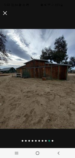 We rent horse  Corrals  / Rento  Corrales 