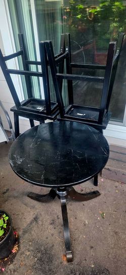 Solidwood table and 4 chairs