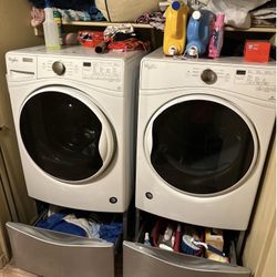 Whirlpool Washer And Dryer Set