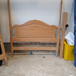 Ethan Allen Full Size Wooden Bed Frame