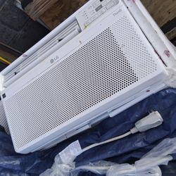 LG Air Conditioner 