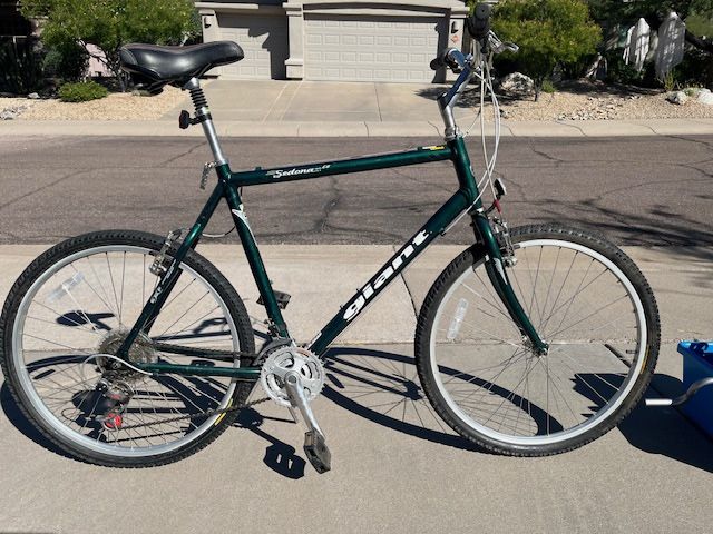 Giant Sedona CS Mountain Bike