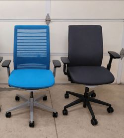 Steelcase Think V2 3D Mesh Ergonomic Computer Desk Office Chair