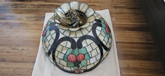 Stained Glass Tiffany Style Chandelier