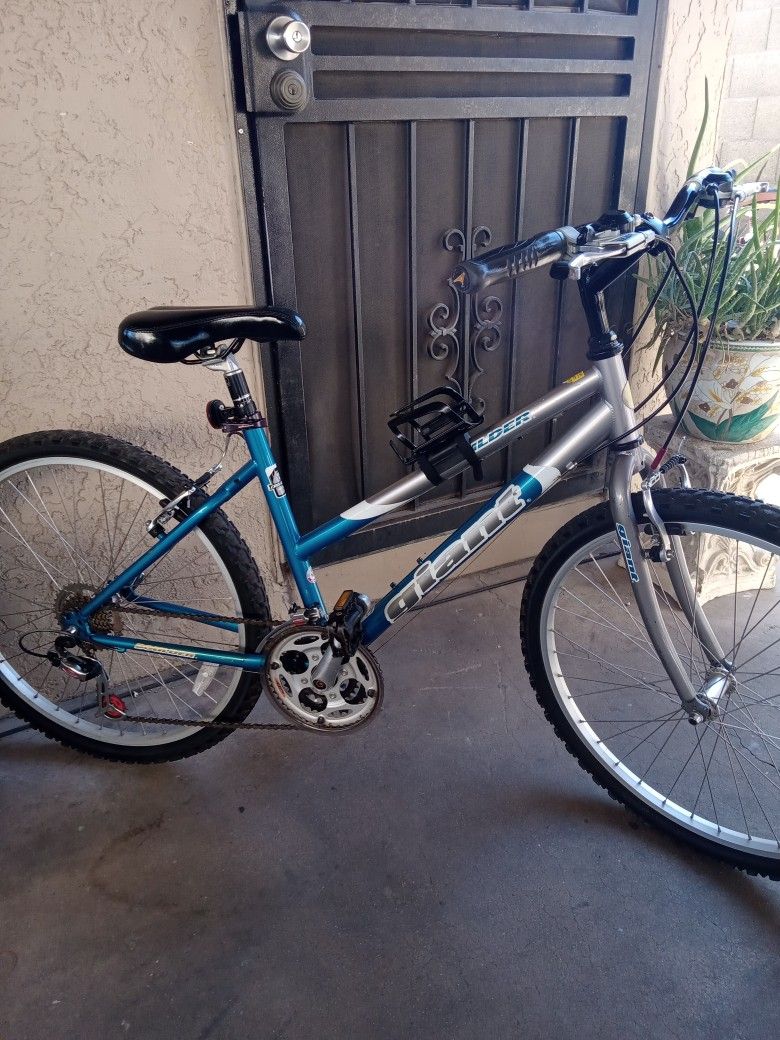 Bike Giant Tires Size 26 Frame Size Medium