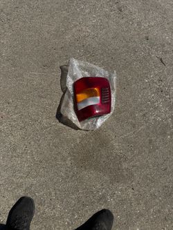 Jeep Grand Cherokee Tail Light Assembly