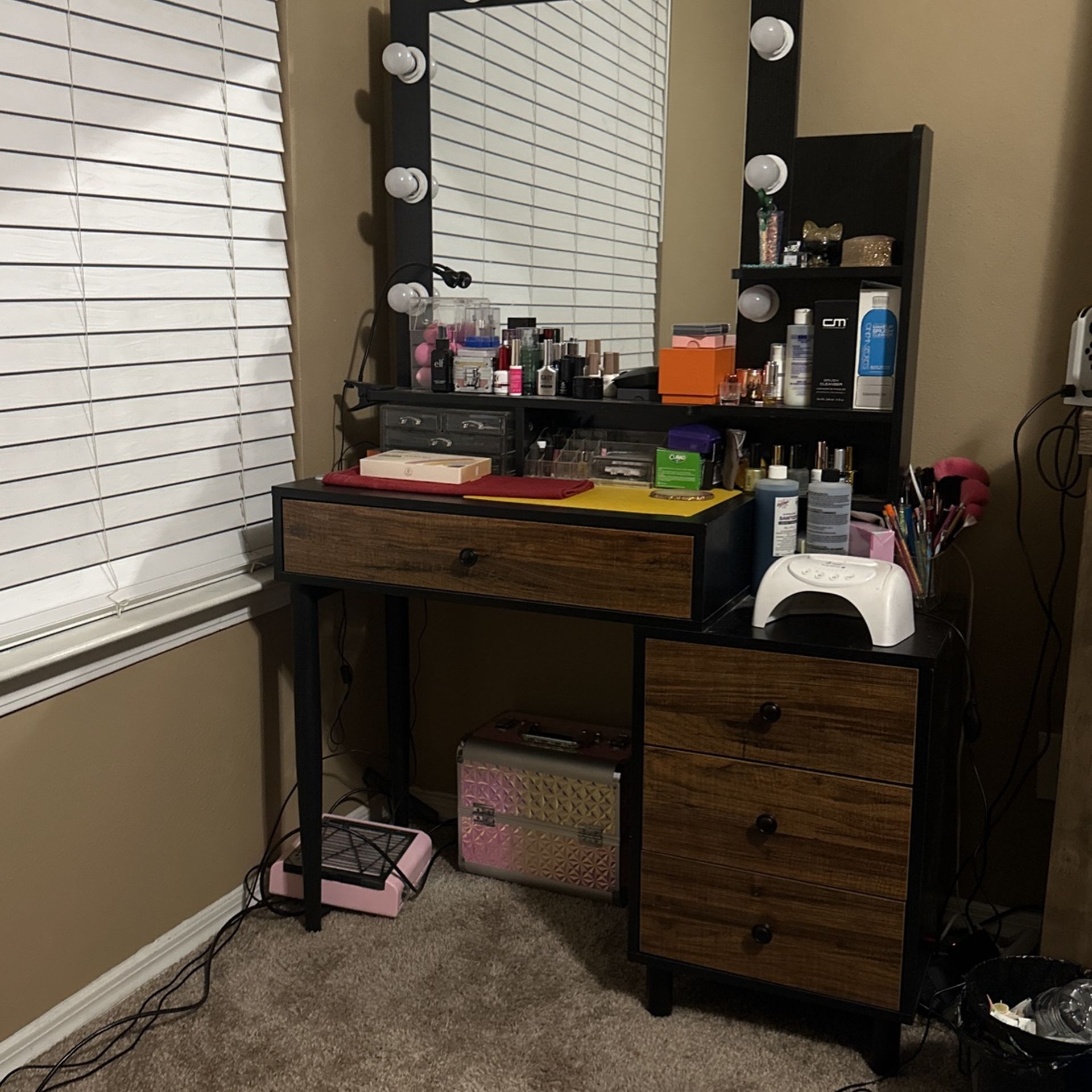 Beauty Vanity