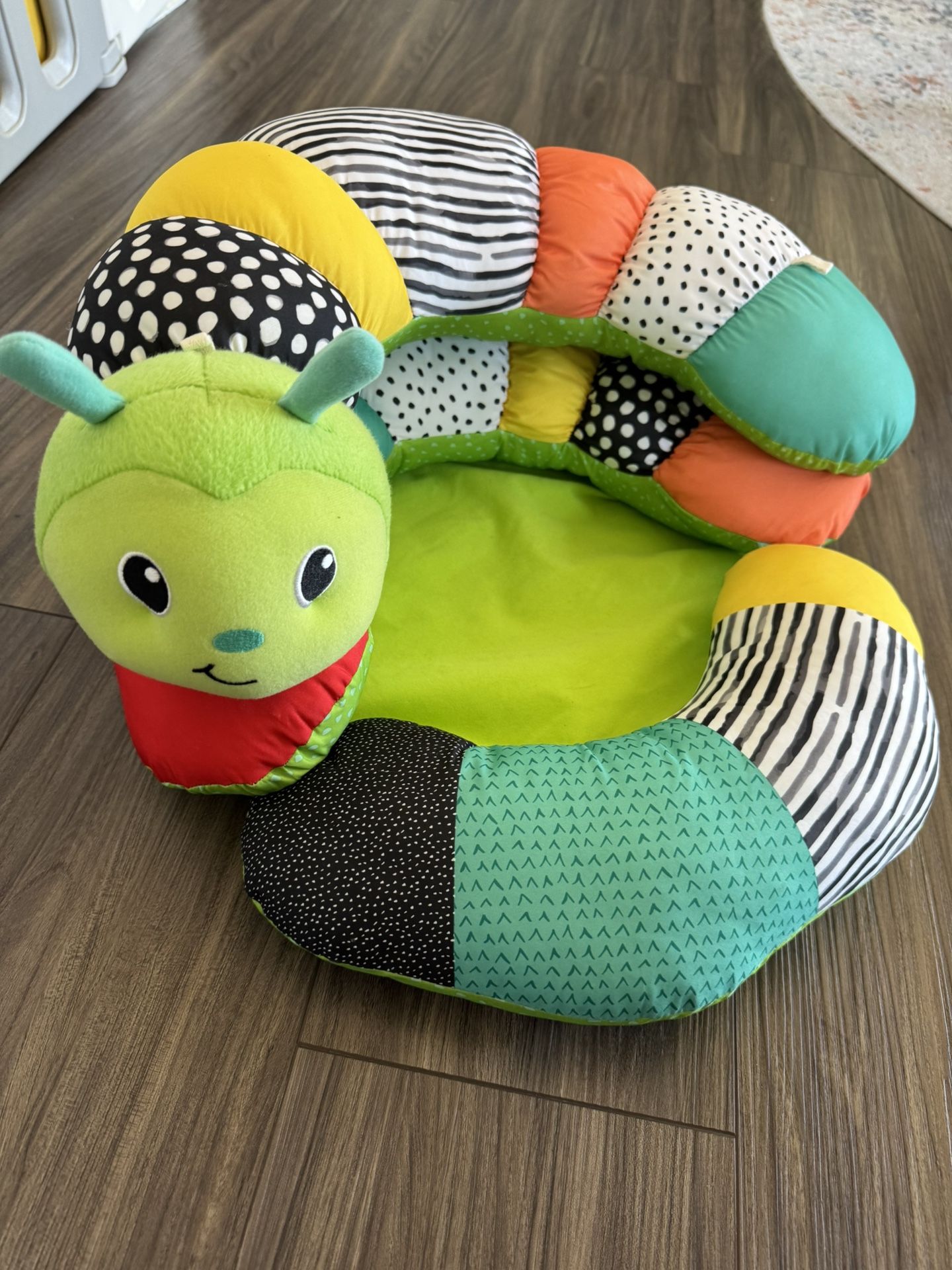 Infantino Prop-A-Pillar Tummy Time & Seated Support