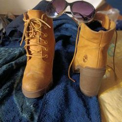 Timberlands Woman's Boots