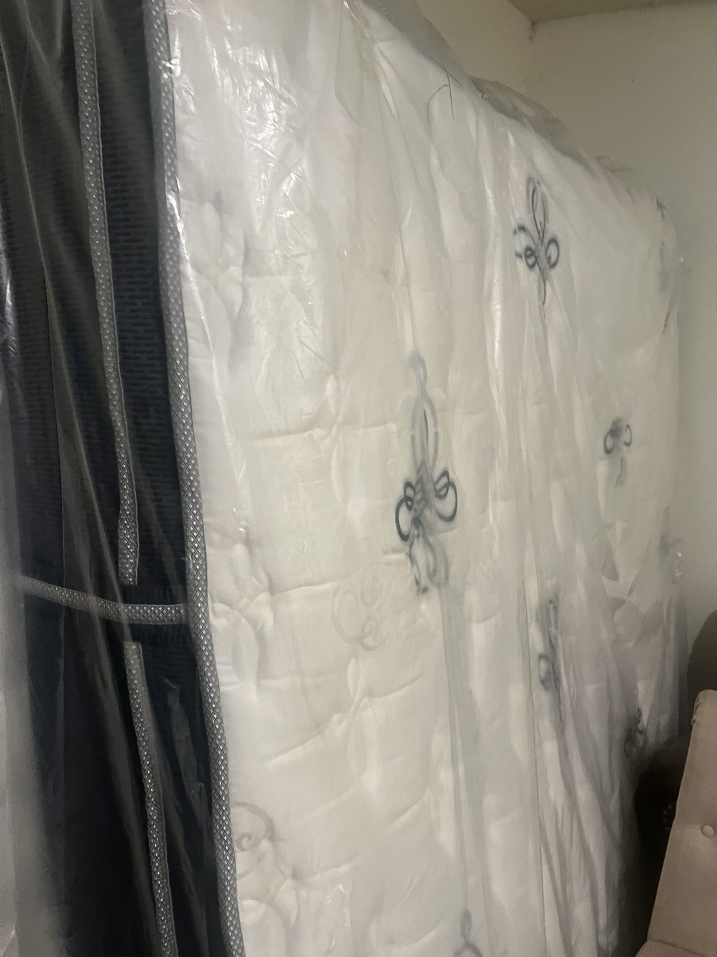 King And Queen Mattresses Only No Boxsprings