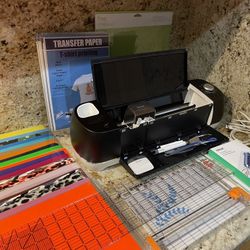 Black Cricut Explore Air 2 Smart Cutting Machine + Accessories + Vinyl  