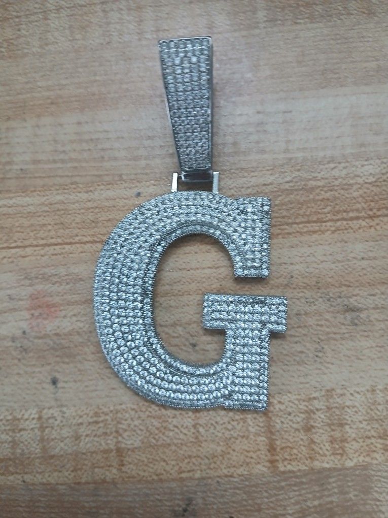 G Pendent Sliver