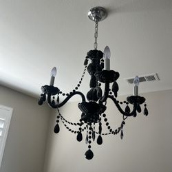 Chandelier 