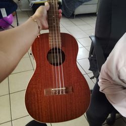 Makayla Ukulele 4 String 
