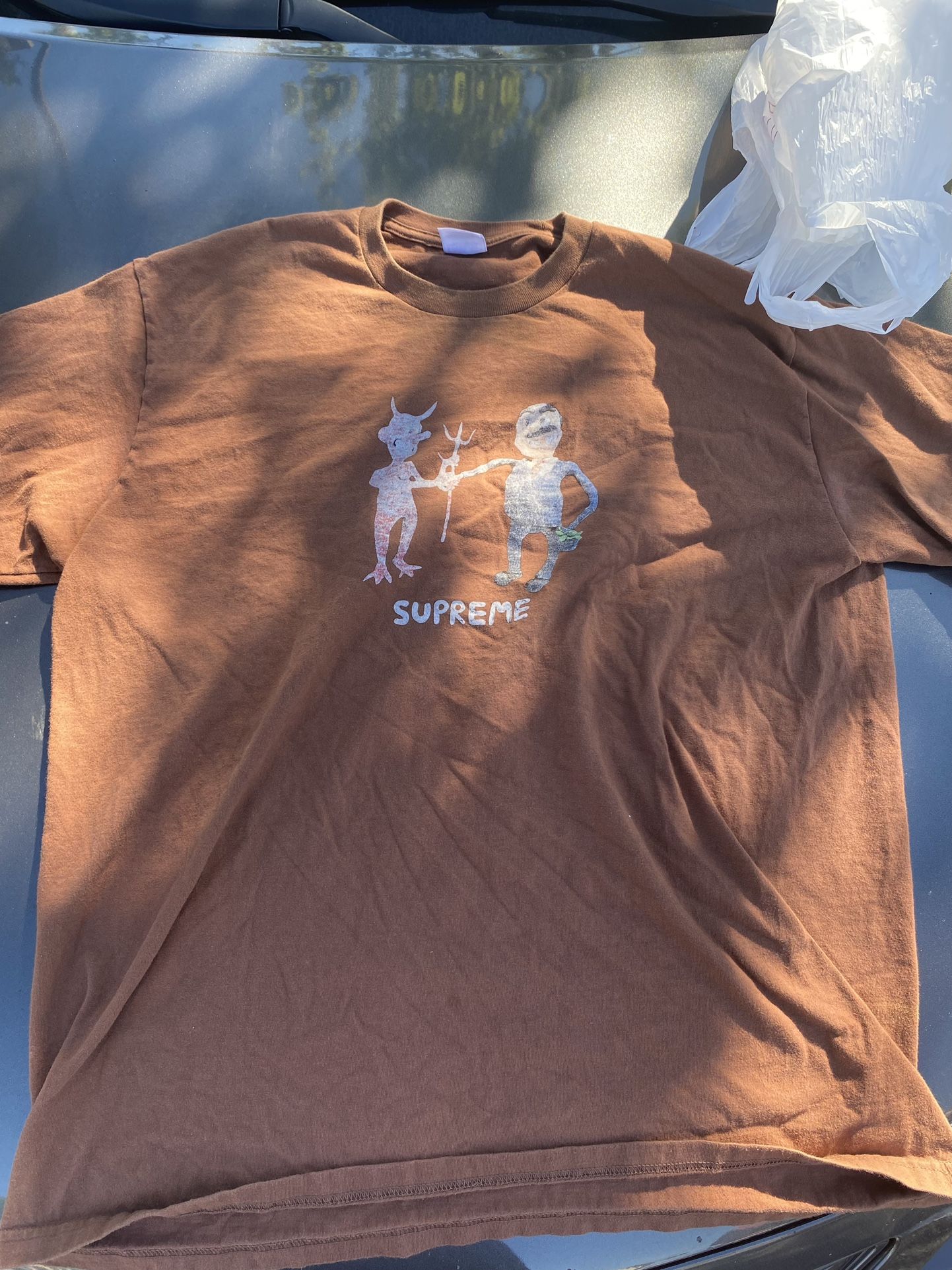 Supreme Tshirt 