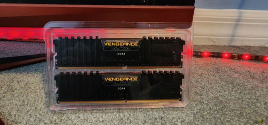 DDR4 vengeance ram 16 gb(8 x 2)