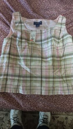 Ann Taylor Top Size 4 Originally 69$