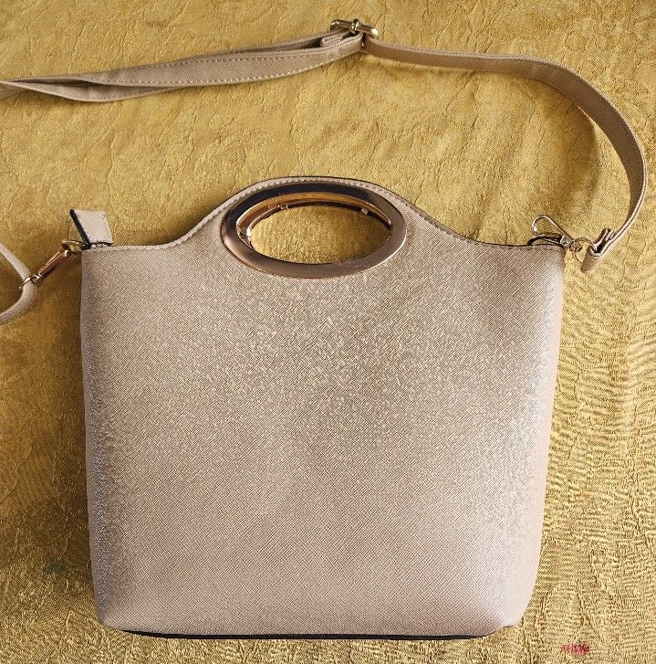 modern women's bag