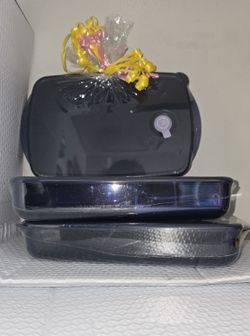 Vent N Serve Shallow Containers Tupperware