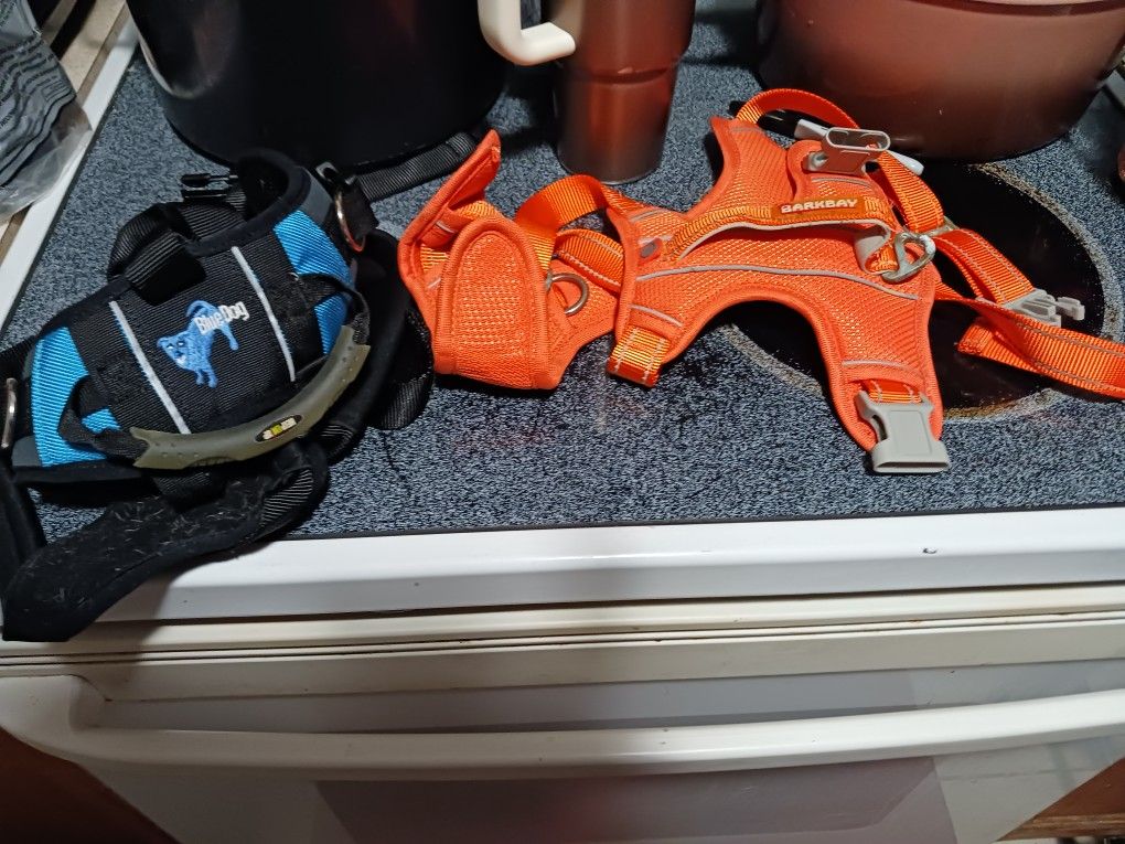 2 ALMOST BRAND NEW DOG HARNESS ORANGE SZ XL BLUE SZ MED LARG 9 EACH PAID 48 EACH BY BLUE DOG ETC.