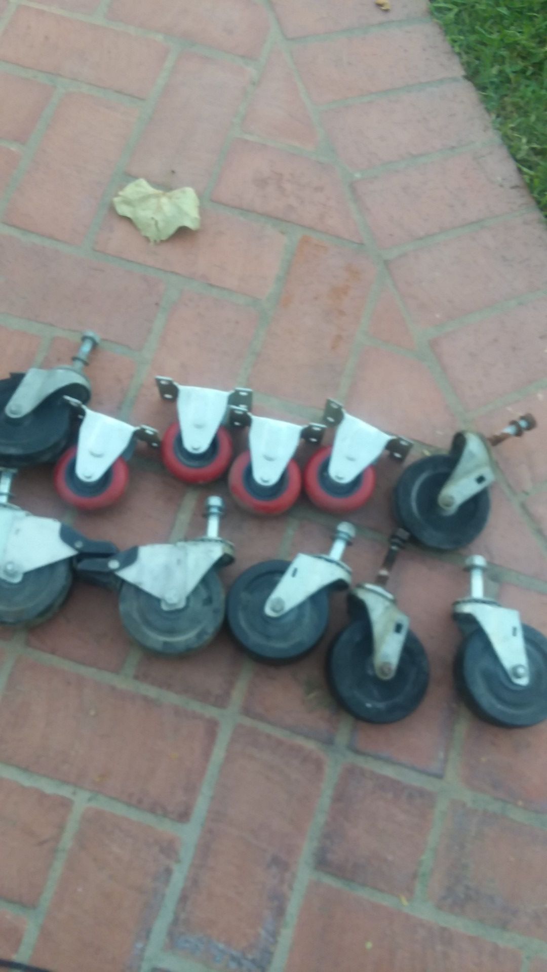 Cart wheels