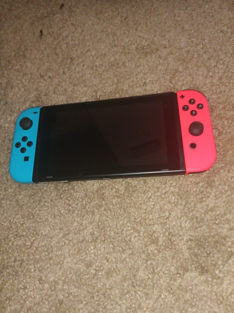 NINTENDO SWITCH 