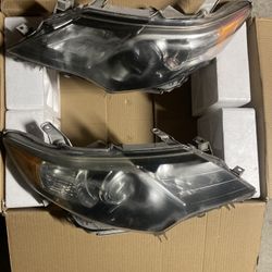2014 toyota Camry Headlights