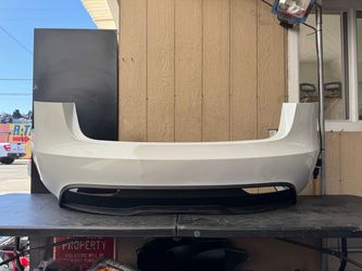 2025 2026 TESLA MODEL 3 REAR BUMPER COVER OEM USED