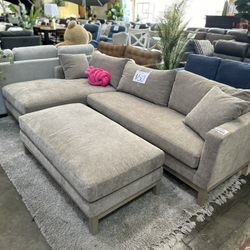 Caspian Fabric Sectional with Ottoman